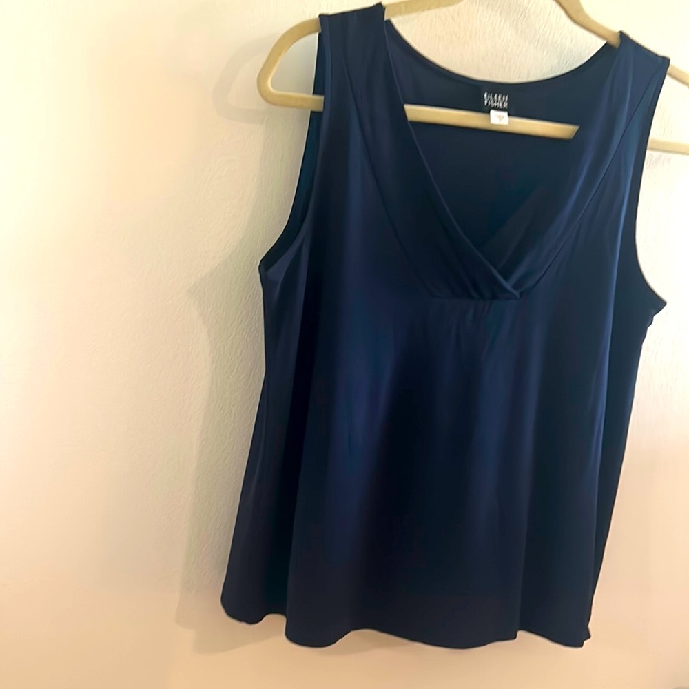 Eileen Fisher sleeveless top shell S